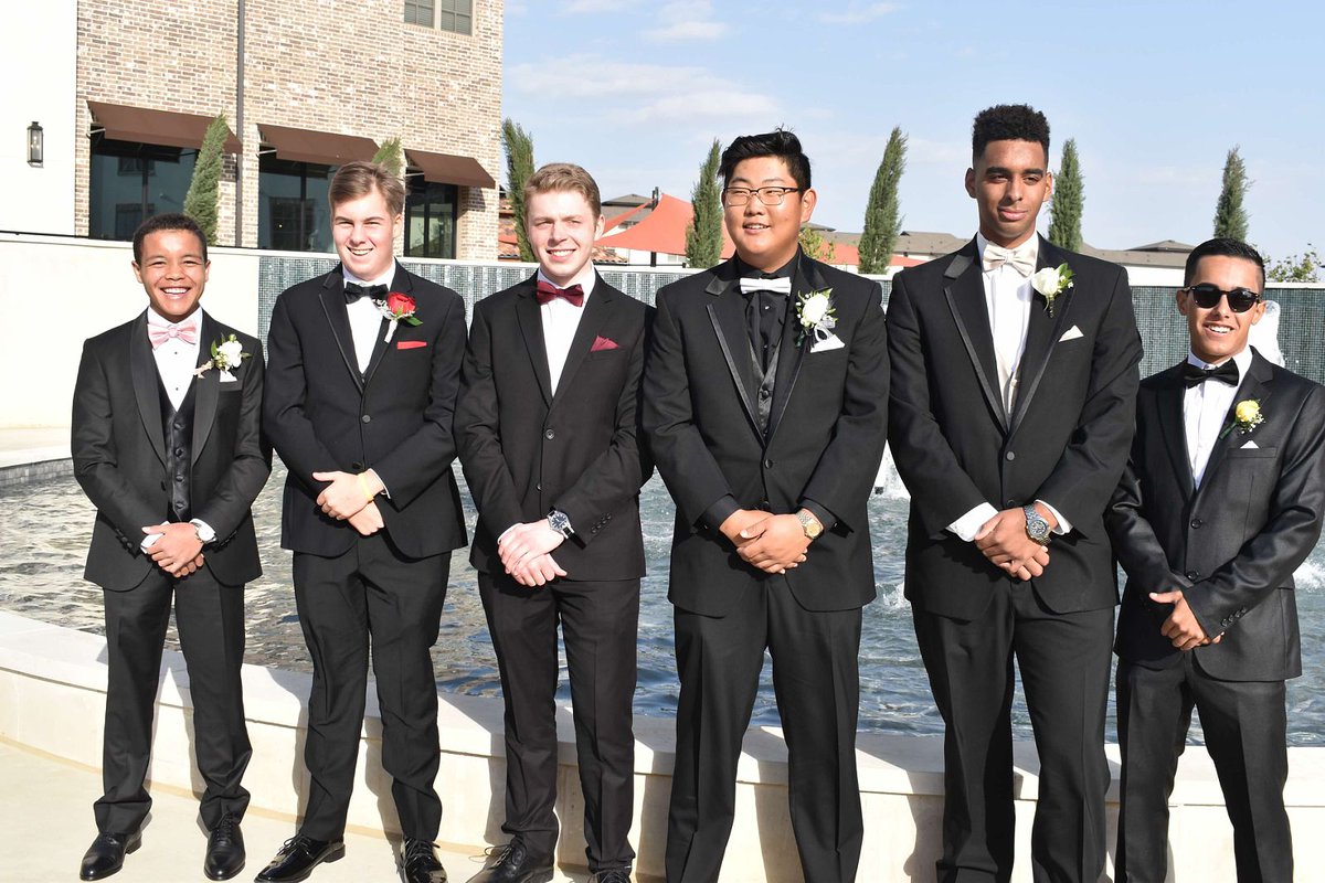brendents's tweet photo. Prom 2018! https://t.co/JU7rrfk6ZN