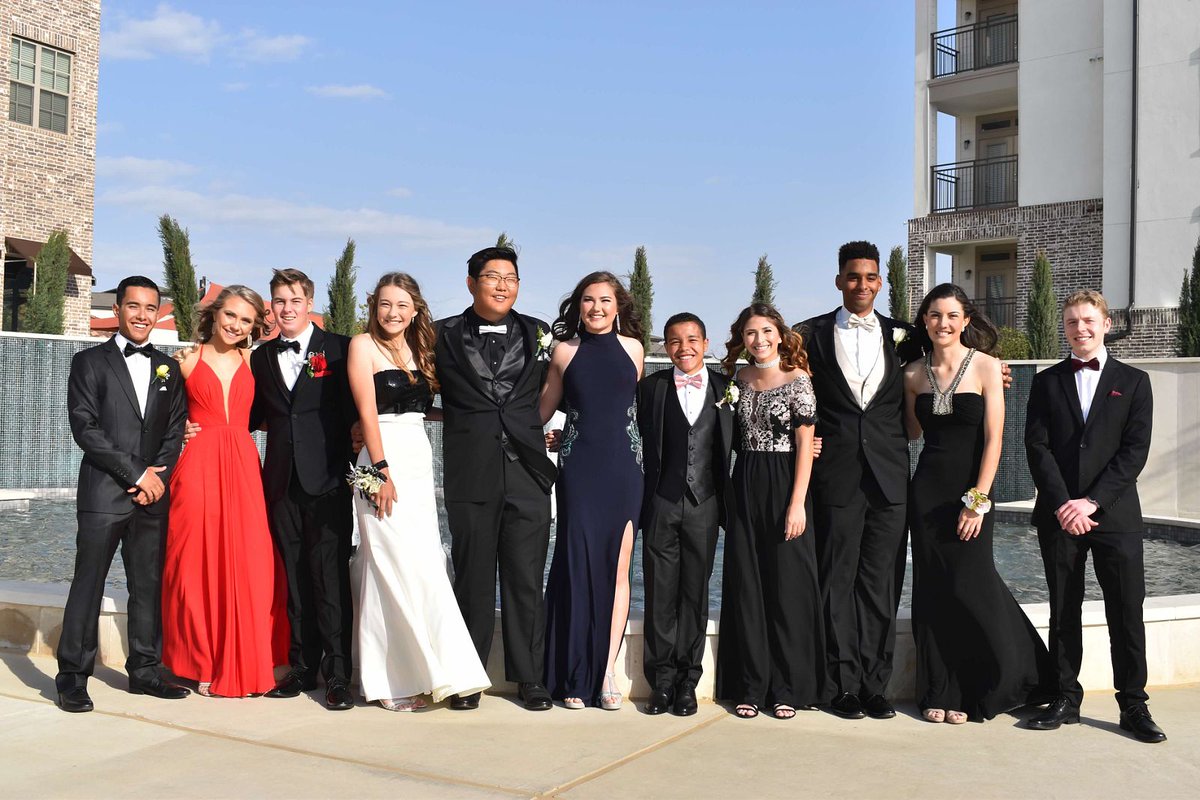 brendents's tweet photo. Prom 2018! https://t.co/JU7rrfk6ZN
