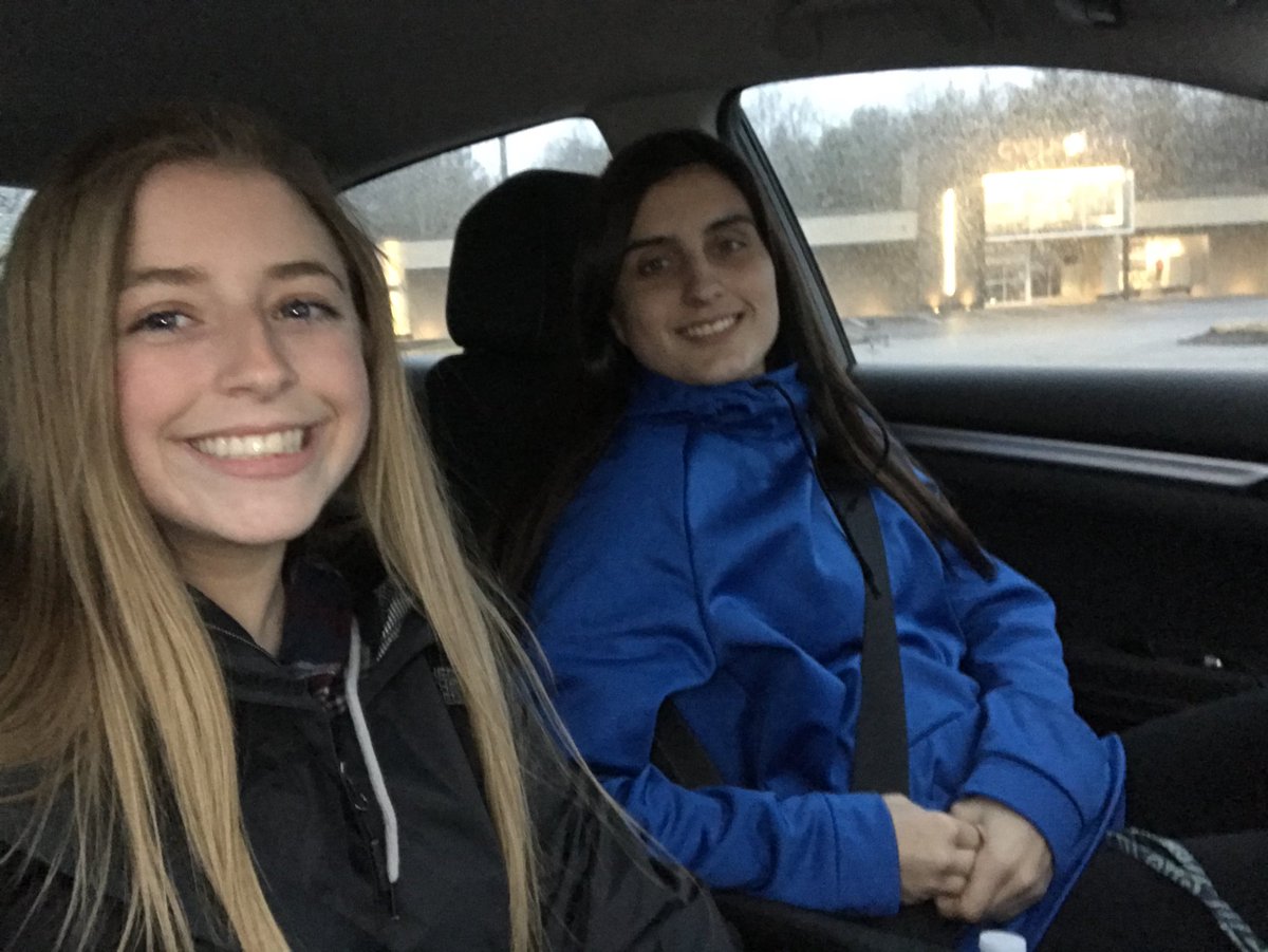 Sand_CASSStle's tweet photo. Happy vacation week!! Remember to always wear your seatbelt and have a preplan! #survivethedrive 💙🚗@WMHSLEARN https://t.co/uRoLBRkOsg