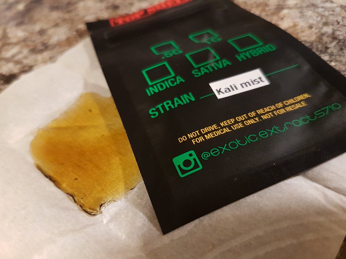 FameRetweets's tweet photo. Shots of Kali Mist shatter 👌🍍

#TrueChron #Chronathon #Medical #Dab #Dabs #Dabbing #MedicalMarijuana #CanadianChron #Chron #Chronic #Shatter #TrueChronic #Kush #ExoticExtracts #exoticextracts710 #TopShelf #KaliMist #highsociety #710society #DabSociety #DailyDabbers #Dabstagram https://t.co/EIJg2rJNn3
