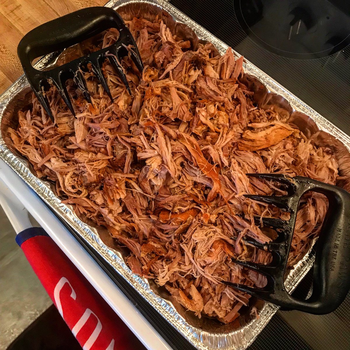 asbertram's tweet photo. The bbq shredding process is made easier with @BearPawProd #bearpawsbbq #theoriginalbearpaws #bbq #bostonbutt https://t.co/cRquUFQ90S