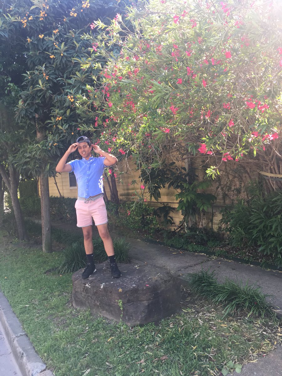 Wilfreyy's tweet photo. Happy birthday to me #HowOldIsShe #TwentySixItJesus https://t.co/0SsAxrOujm