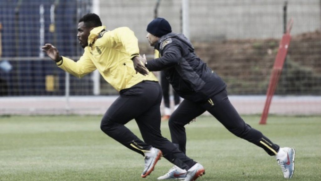 fabiobesant's tweet image. Continúa el culebrón Las Palmas - Olympiakos - Emenike bit.ly/2viRaWX #ThinkingDifferent