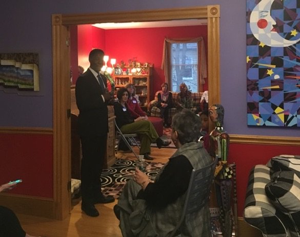 settiwarren's tweet photo. "We need to make sure that people have the credentials and degrees they need to make ends meet in this economy. That's why I'm proposing FREE public college, just like high school."

#Newton #mapoli https://t.co/BJnBcmdmjL