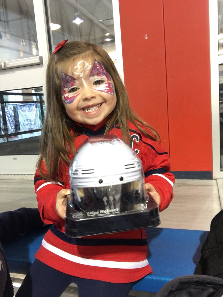 RLSNI's tweet photo. @NBCSCapitals @NBCSWashington @JoeBpXp @Laughlin18 @RealSmokinAl @Caps_Slapshot Delighted with her signed @JohnCarlson74 mini helmet 🏒⛸🥅 https://t.co/5xnY5SWXAm