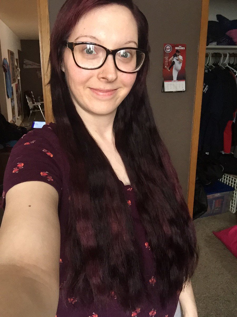 brookeluvs5sos_'s tweet photo. Need to dye my natural hair again to match my extensions better but, these are my 20" 165g set of Vanilla Frappe Ombré custom dyed to Medium Intense Red by Ion Color Brilliance. ❤️ #RedLove #FoxyLocks #CustomDyed #DarkRed ❤️💋🌹 @justMelsdotcom @FoxyLocks @ImogenFoxyLocks https://t.co/Lr3rAO7i5c