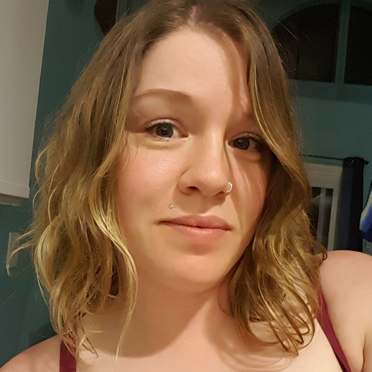 IttyBittyBrit25's tweet photo. #NewProfilePic https://t.co/uhN4dHx240