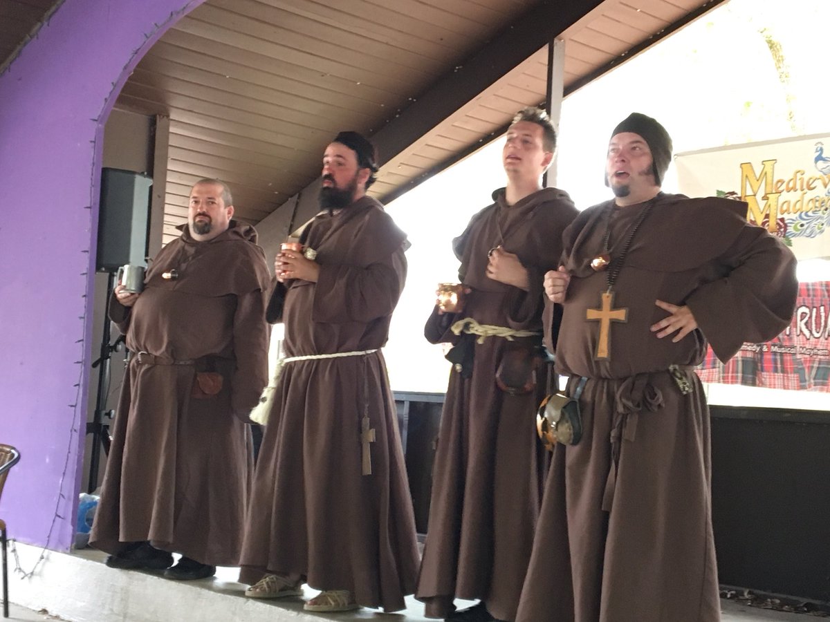 MarsinahDances's tweet photo. Had a great time visiting @renfestcfl. https://t.co/Mt5x94Nngp
