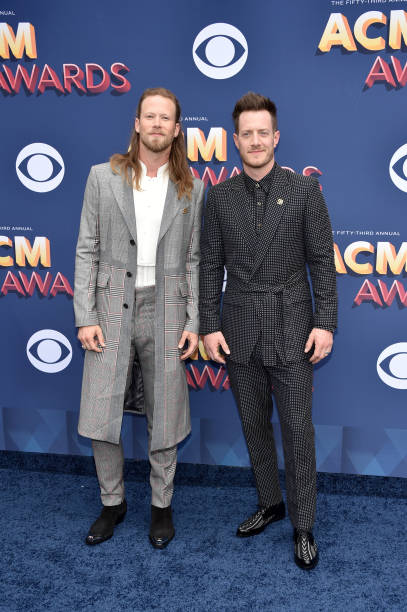FlaGaLineNET's tweet photo. An award show carpet has never looked so FIERCE! #TeamFGL is back in action at the #ACMAwards tonight! @FLAGALine is performing with @BebeRexha and nominated for Vocal Duo of the Year. https://t.co/nqipqVmf0q