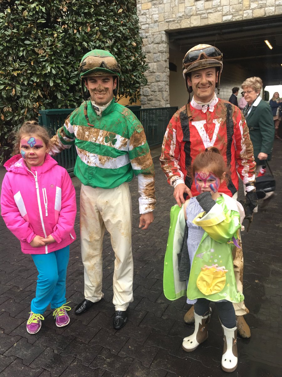 aaronmac3's tweet image. Thanks to @JulienLeparoux and @flothejock for taking a pic with my kids after the last race Sunday at Keeneland. Made their day!!!!