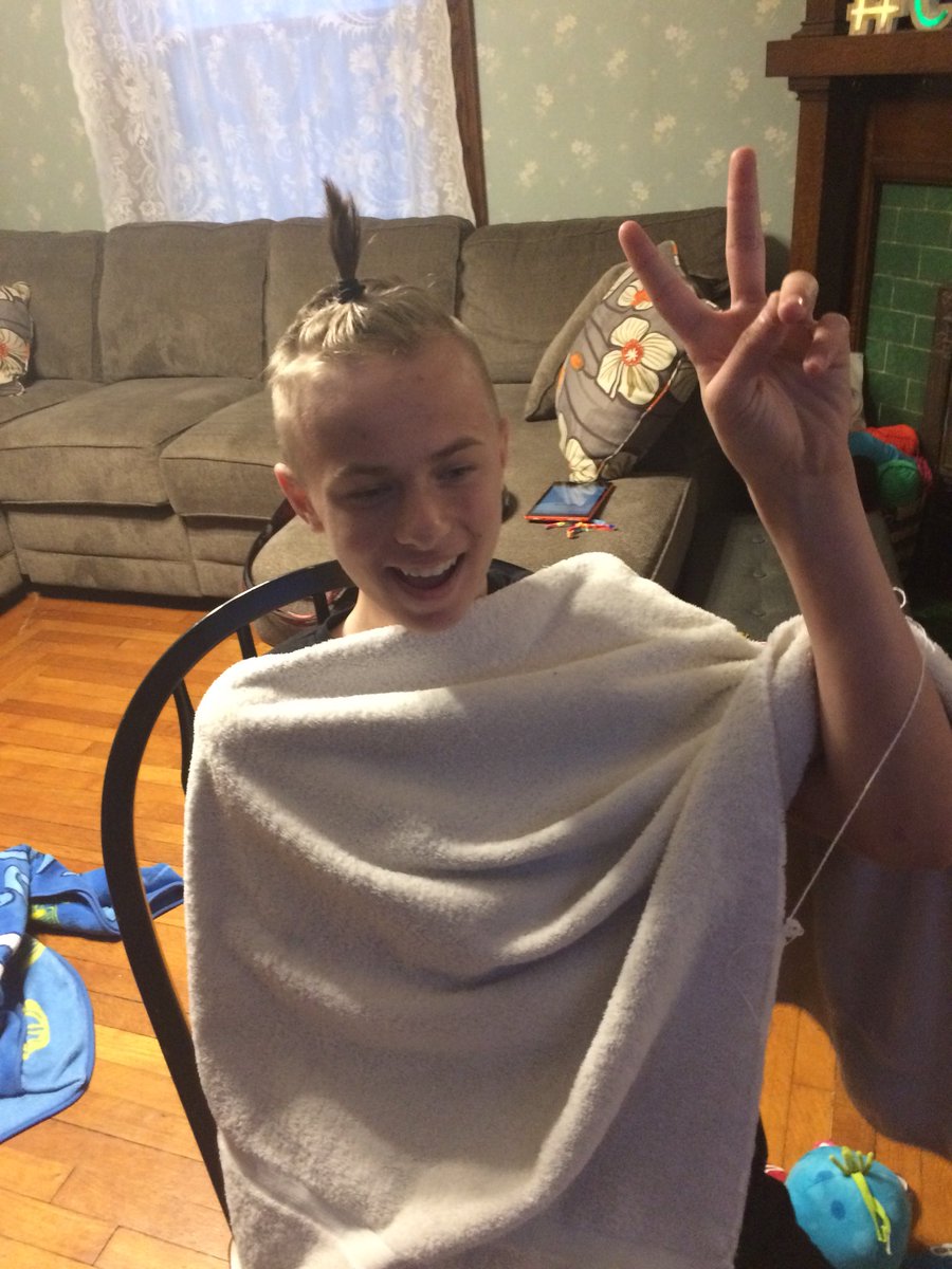 spellboundwand1's tweet image. cutting our 2nd oldest hair, freshining up those sides:) #SixHandsomeSons #SecondOldest