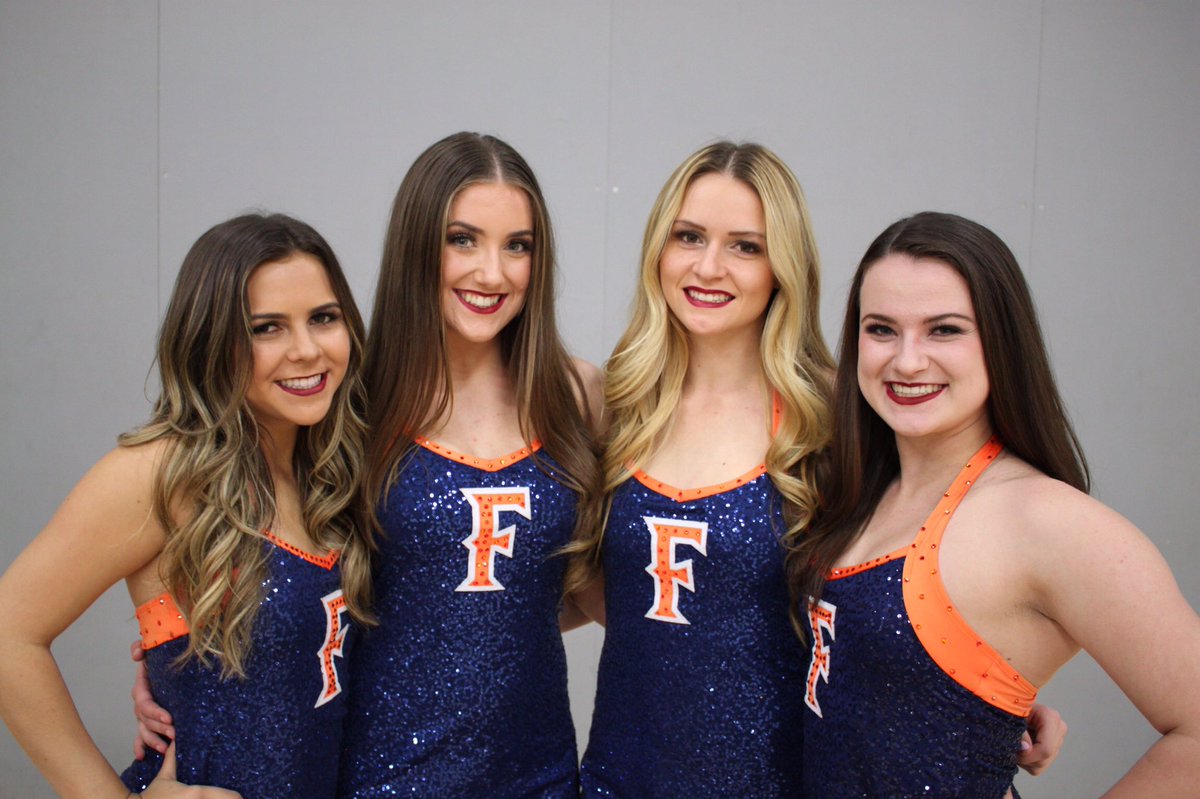 fullerton_dance's tweet photo. Our Freshmen are excited for auditions in just 3 weeks!!! Follow our Instagram for more info @csufdanceteam ✨💙 https://t.co/wQCbTfHqbp