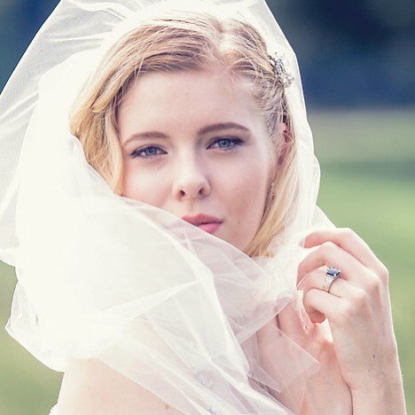 anneedgarphoto's tweet photo. Another, sharing my veil love #pretty #weddingsofinstagram #fineartweddingphotography #galtcountryclubwedding #weddingtrends #geminimodels #weddingveil #veiledbride #veil #fineartweddingphotographer #luxuryweddings #galtlove #cambridgeweddingphotographer… https://t.co/st6GzyT2RF https://t.co/M7evHqeoKZ