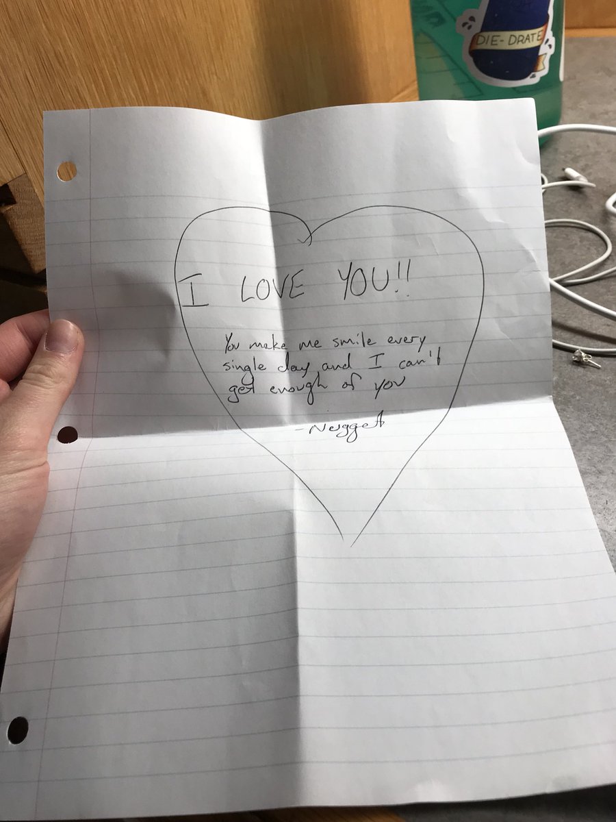 sophlud's tweet photo. WHY IS MY BOYFRIEND THE CUTEST THING TO EVER LIVE 😭😭😭 @davisbrief https://t.co/xaFHOhpDba