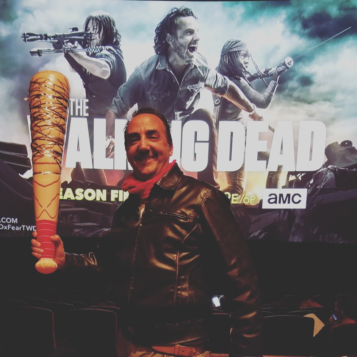 VinceSchilling's tweet photo. Cool too see a introductory vignette with @GunnerGale during the theatrical showing of #TWDxFearTWD #GoNegan https://t.co/hWOeaTjE3h