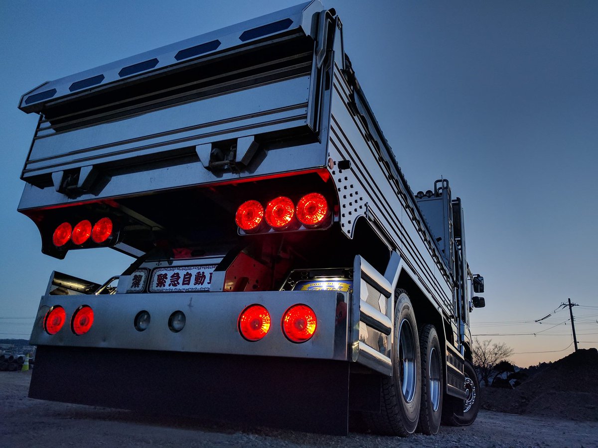 第5回トラックスナップ写真コンテスト トラック用品ルート2 第5回トラックスナップ写真コンテスト トラック用品ルート2