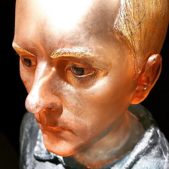 StCateFineArts's tweet photo. We get close to #art. Oben Abright (@obenabright), “Michael” (detail), 2015 at @imaginemuseum #stpete #liveamplified -
-
-
-
#preparatorsofinstagram #arthandler #secretlifeofarthandling #preparatorsinparadise #yeahwecandothat #conciergeartcare #fineartph… https://t.co/VbyfOWA4YV https://t.co/pox1FRu4B6