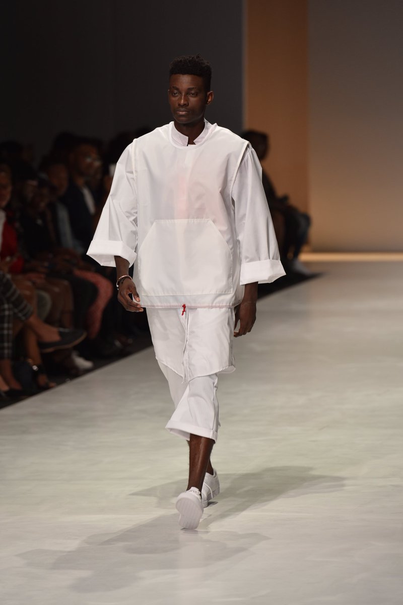 weavingthreads's tweet photo. #SAFW Day 5:

Gender fluid Streetwear with @bi_parel designer Shaylene.

#SS18 #SAFWMen https://t.co/7Zf4N7FTTp