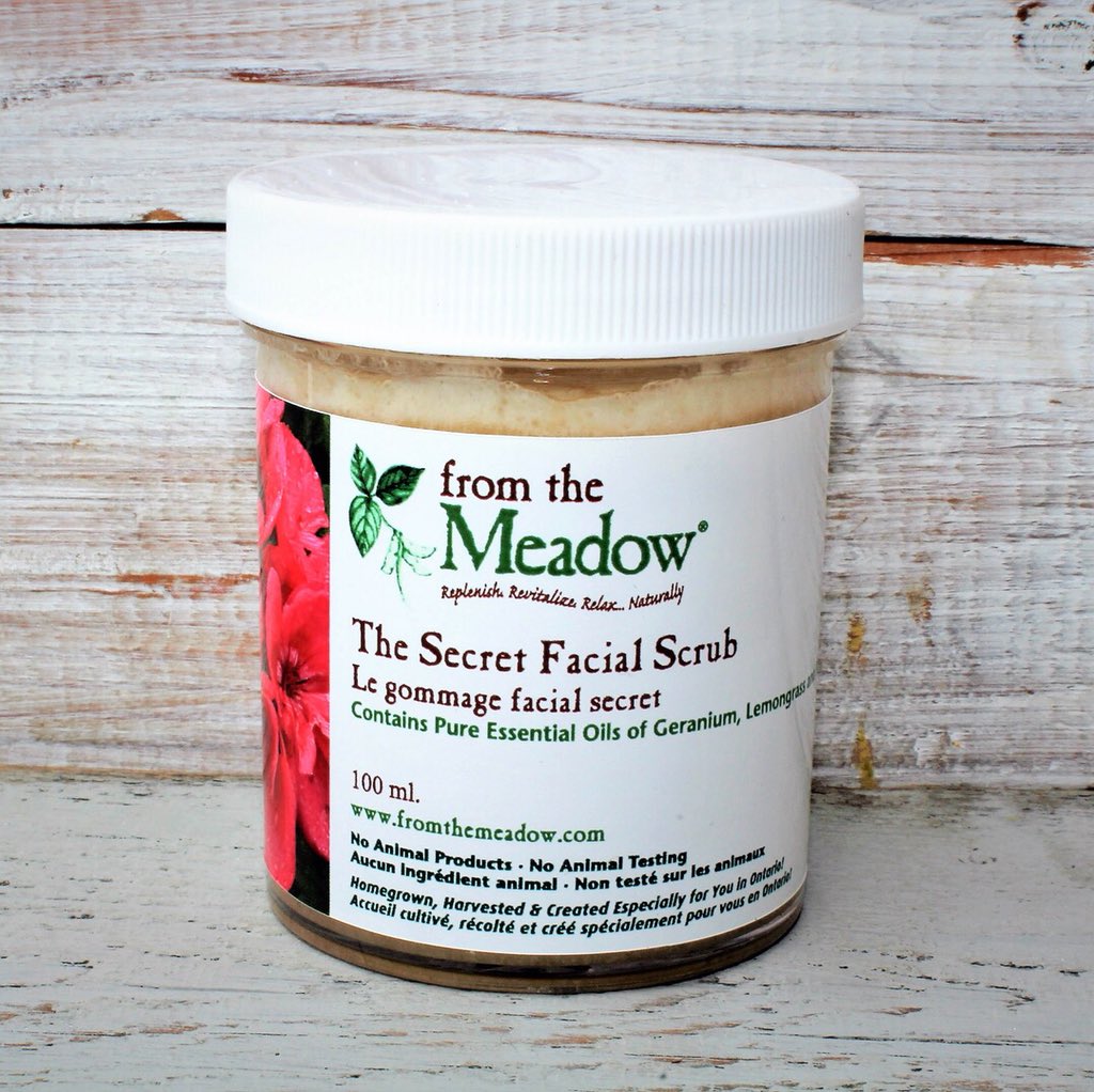 From_The_Meadow's tweet photo. Our scrubs are the perfect pick-me-up for this dreary weather! ☔️
And to make our scrubs even sweeter... they are ONLY $10 for the month of April! 

📸Kaptivated Photography by Kate https://t.co/9GxFnh8yya