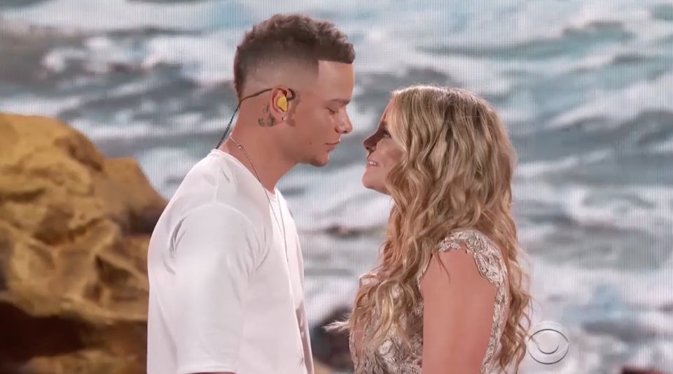 RT if you thought this was actually going to happen for a second. @KaneBrown <a href="/Lauren_Alaina/">Lauren Alaina</a> #ACMAwards