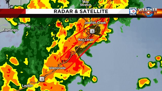 TORNADO WARNING: Near Plantation, southwest of Key Largo. Radar indicated rotation. Take cover! https://t.co/8erzbnYC9K