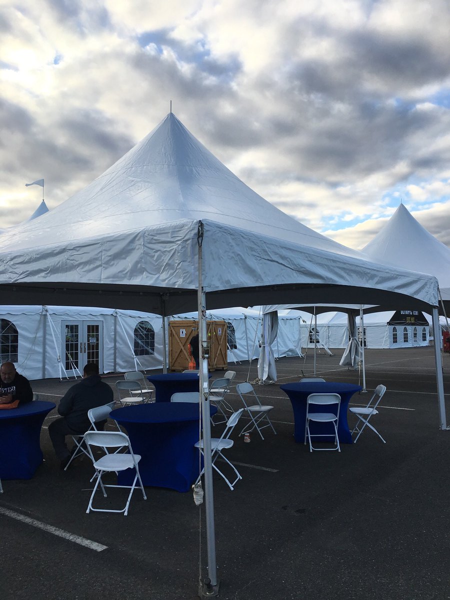 JB_Inflatables's tweet photo. New high peak tents this year https://t.co/CRCHyS2Sp4