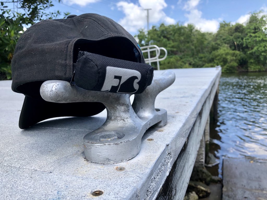 Runswithcamera's tweet image. Please follow @floatback @Floatbacks and on IG. #beunsinkable #floatback #startup #presale