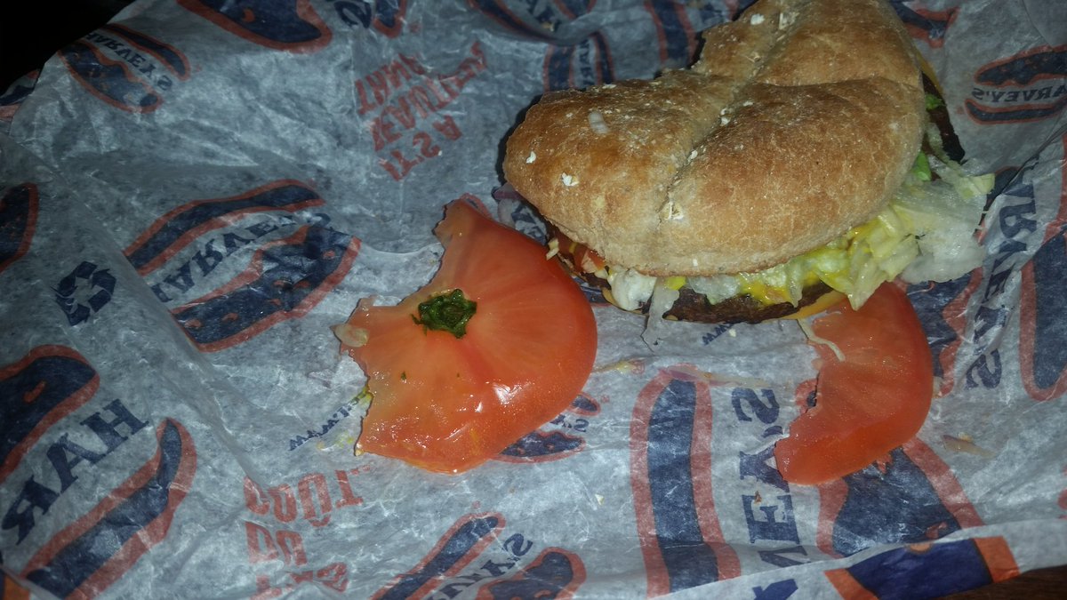 RasMason13's tweet photo. @HarveysCanada Third time I've ordered a veggie burger with tomatoes only to bite into the tomato stem. #unenjoyable 
#lazy #takesomepride https://t.co/Y9EIWFX628