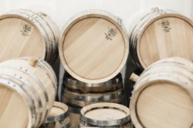 lowellcommunity's tweet photo. Looking for ideas to get out and about with friends? Check out the @TableWineShop and @TwoTallStill offerings on our online auction?
https://t.co/MjWeNO3702
#lowellauction https://t.co/PFaCIS992T