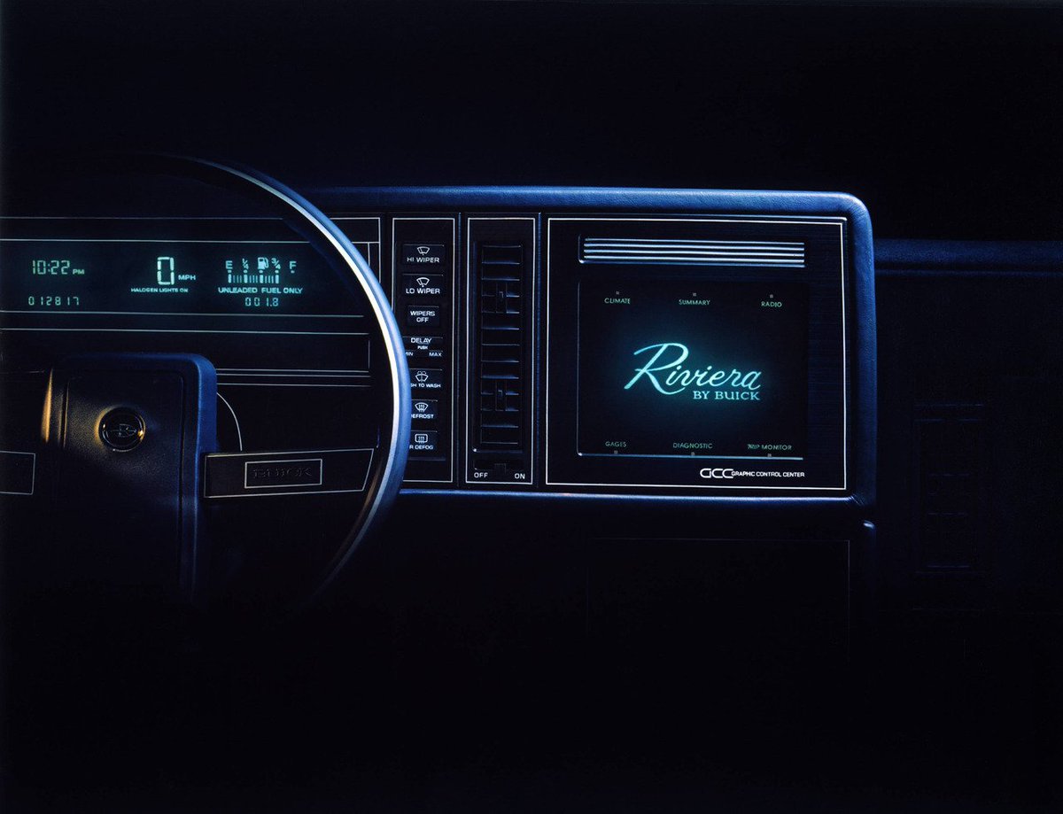 Hossinfeffa's tweet photo. Dashboard mood. https://t.co/W8WYZ3n89J