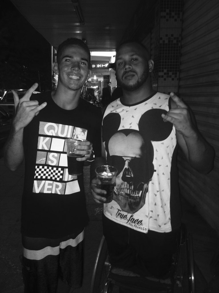 ncmuniz5's tweet photo. Pai e filho 🚾❤️ https://t.co/UWcxb5eIAG