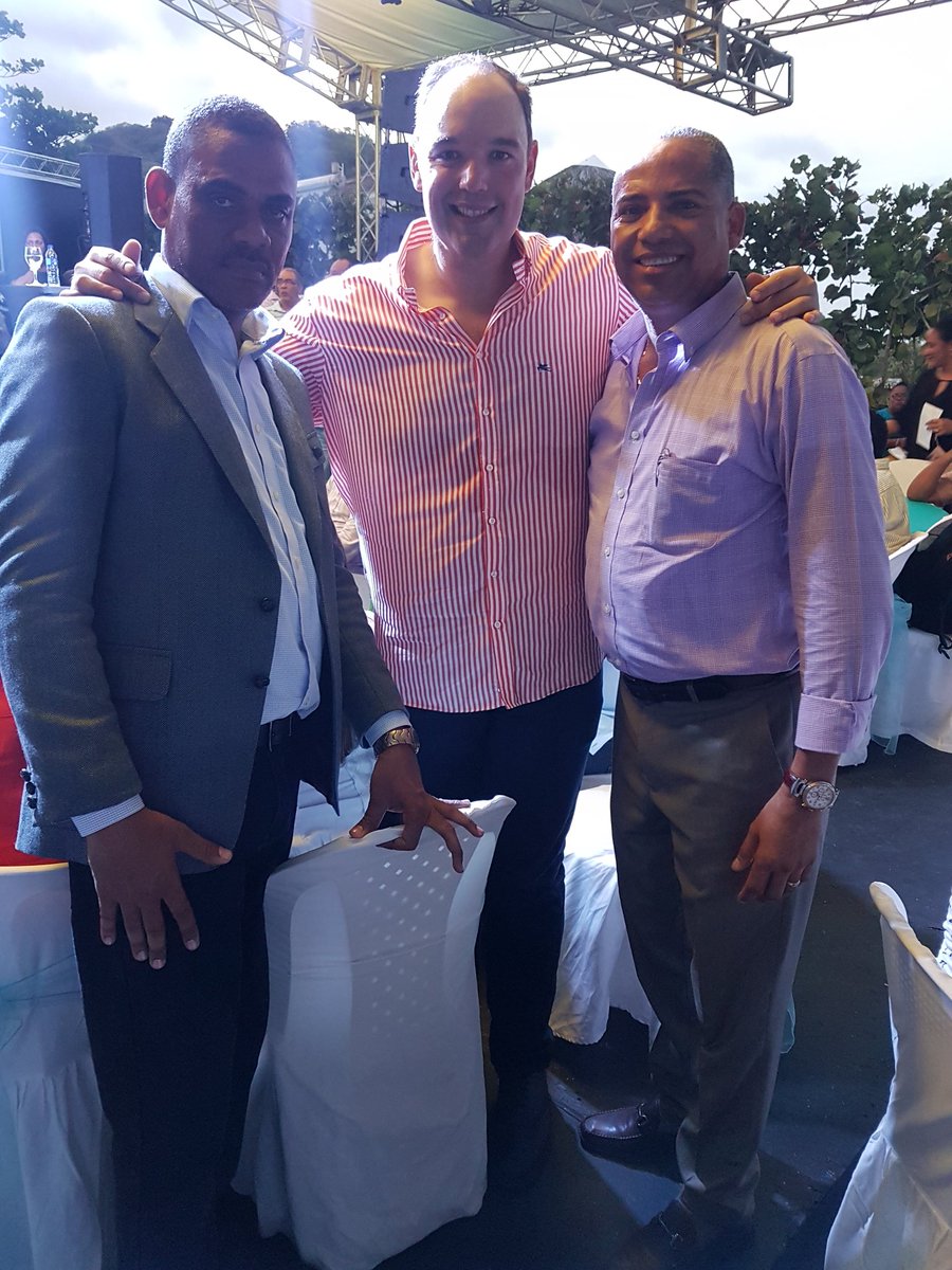 clementeMorillo's tweet photo. Hermano @hectorherrerac , fui testigo de esa gran actividad de @JoseDelCSavinon con el liderazgo de Barahona y la provincia Enriquillo. 
Su discurso fue muy sensato, en él demostró su lealtad y agradesimiento al presidente @DaniloMedina y la importancia de la unidad en el PLD. https://t.co/F0UtfVxfKJ