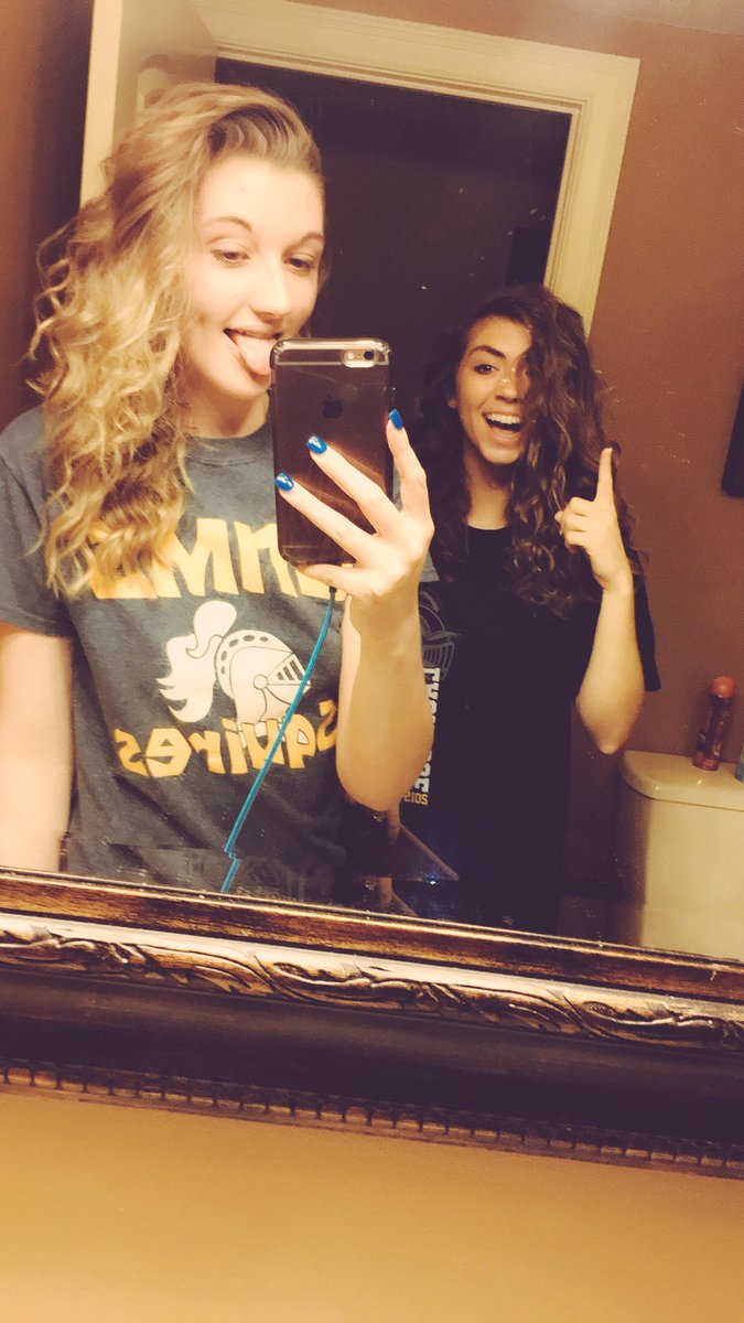ChristenHall_'s tweet photo. We decided to take pictures AFTER removing all our makeup &amp; hair pins❤️ @jamisom13 https://t.co/S61zXtKgbh