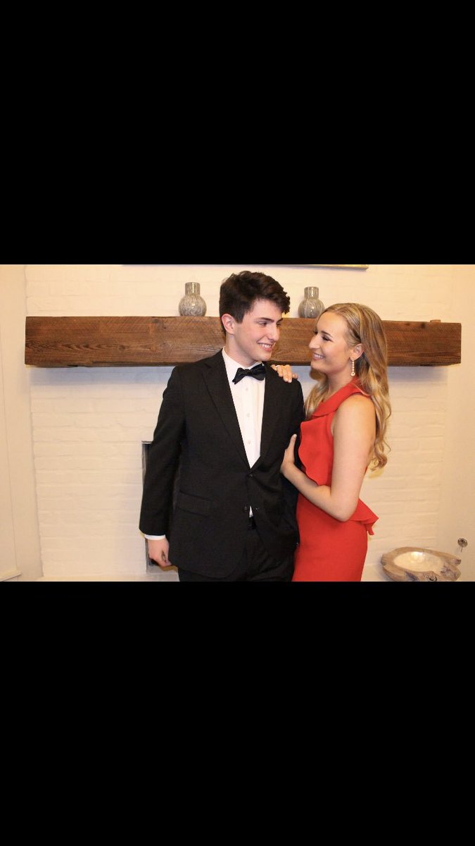 maggieee_'s tweet photo. LOML https://t.co/BeHloCh6nl