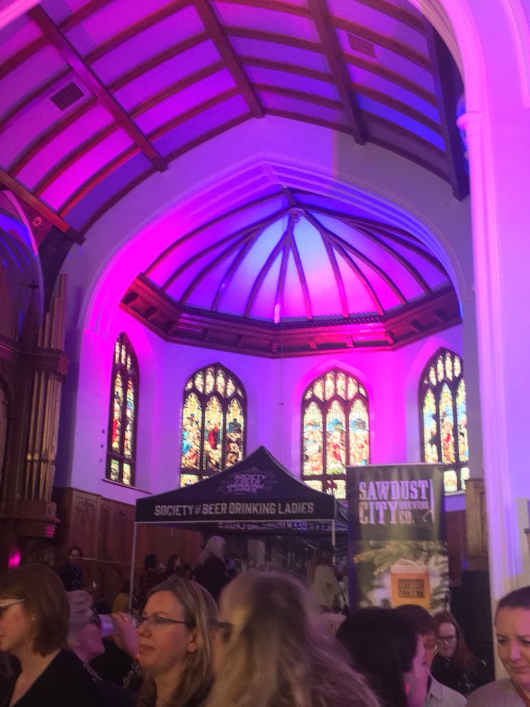 ChefMegs's tweet photo. Had an epic night at @ladiesdrinkbeer Ottawa Bevy 0001๐ป #beeroclock #ladiesdrinkbeer #OTTbevy0001 #deliciousbrews #bevypics https://t.co/Nd1AkYIH1a