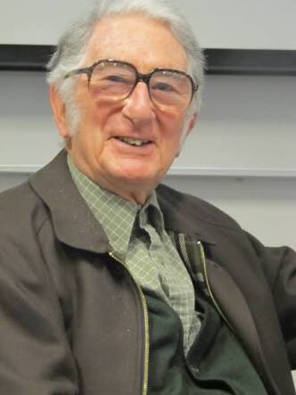 danielanthonyos's tweet image. R.I.P. Michael Halliday - a warm and humble yet inspirational figure. He, and his partner Ruqiaya Hasan, will always be remembered for developing and advancing social semiotics - explaining meaning-making as social practice. May their influence only continue to grow #Sysfunc #RIP