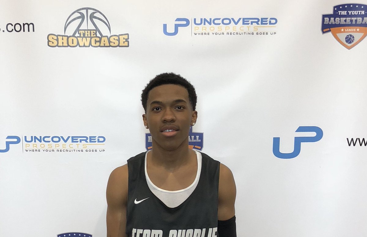 uncvrdprospects's tweet photo. Prospect Watch: 2019 5’9 PG Teshun Hill Team M.O.R.E Chicago Vocational School (Illinois) Super quick combo guard that can stretch the floor with great range on his jump shot. Hill causes the defense many problems with his ability to also attack the rim. #UP https://t.co/BcBaLnv1Bm