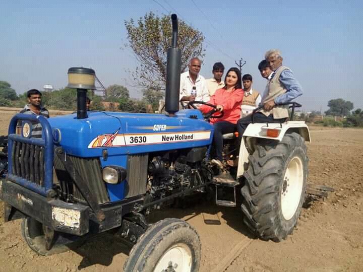 AkAtul6's tweet photo. आज का सुविचार :-

वो रिश्ते बड़े प्यारे होते है....
जिनमे न हक़ हो, न शक हो, न अपना हो, न पराया हो, न दूर हो, न पास हो, न जात हो, न जज़्बात हो, सिर्फ अपनेपन का ऐहसास हो....
#MondayMotivaton
@chitraaum #DiDi ☺😊 https://t.co/UmRlGRdBMw