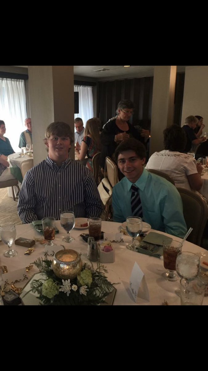 Mdovshek23's tweet photo. Happy 18th @BillyBeitler go purchase some #cigz https://t.co/CL70z9UgyC
