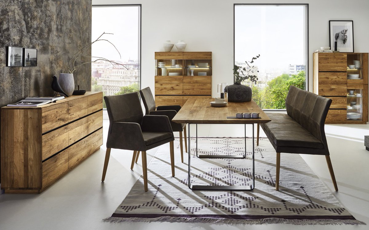 weinteriors's tweet photo. Discover the Fargo Oak Dining Table in-store now #battersea #diningtable #furniture #interiors #kitchendesign https://t.co/VIe36PBCnM