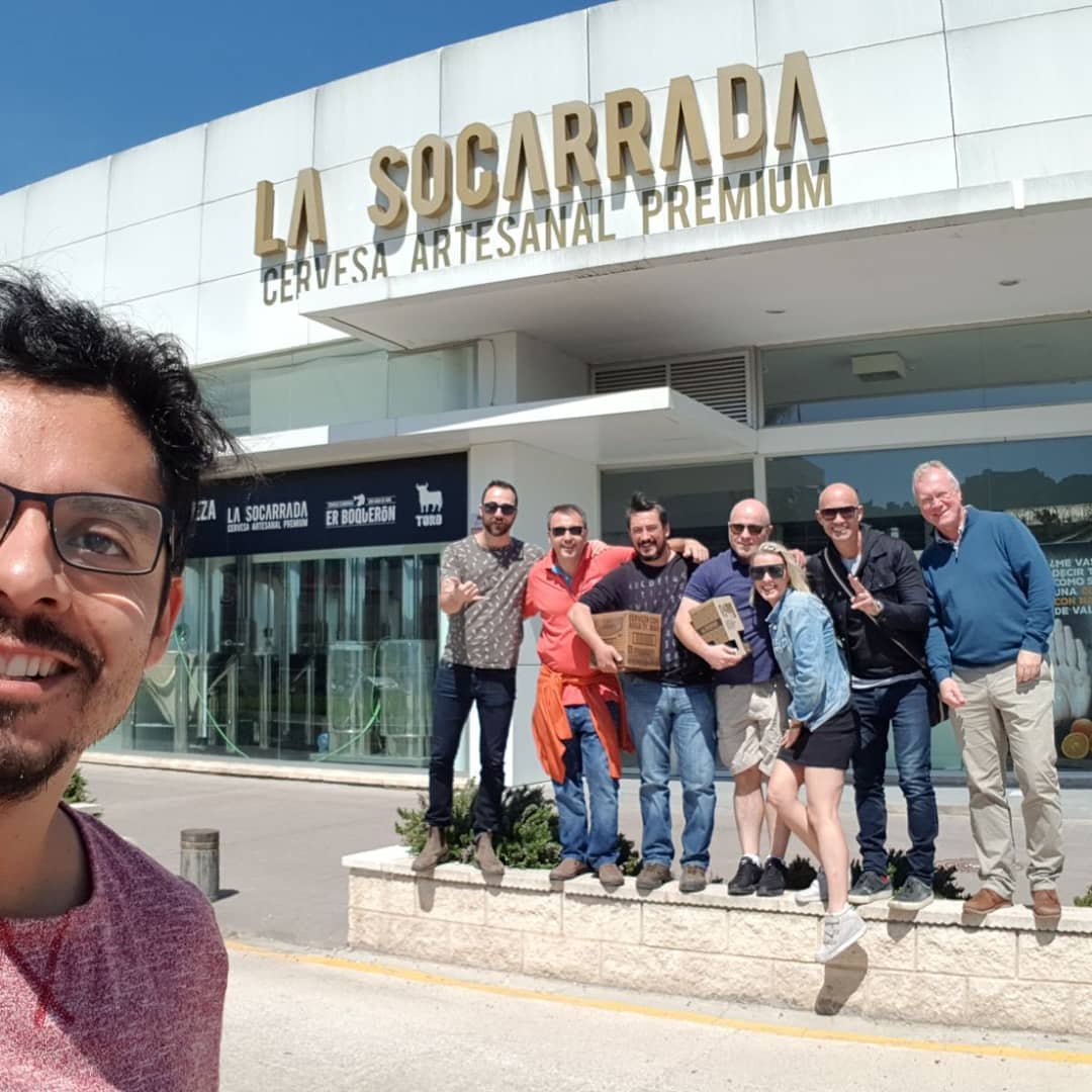 tapavino's tweet photo. Great day at @lasocarrada, our favourite bewery in Spain.
.
.
#beer #erboqueron #seawater #spain #cheers https://t.co/9wcXZ2ZaAA