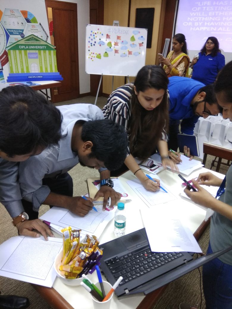 hemalakshmit's tweet photo. Quiz, puzzles, pledge, selfie point and more at our #LearnOntheGo expo!! An engaged audience indicates the urge to #LearnExcelGrow @Cipla_Global #CiplaUniversity https://t.co/gzEUzsvJE8