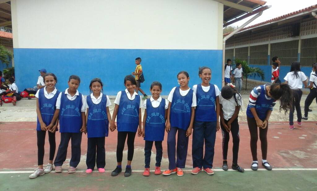 n_ipare's tweet photo. Juegos Escolares https://t.co/k66H1BrMAQ