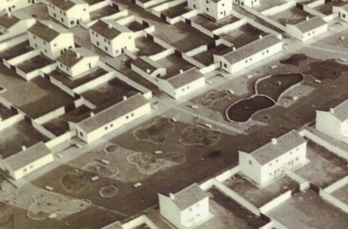 darder_marc's tweet photo. Aquí os dejo enlace a mi artículo sobre el #pueblosdecolonizacion de #Fayon de #Borobio publicado en la revista #identidades 

https://t.co/IZ5EF6lE78

 #arquitectura #historia @DOCOMOMOIberico @nuevofrancos 
@veredes https://t.co/6pPNsBvina