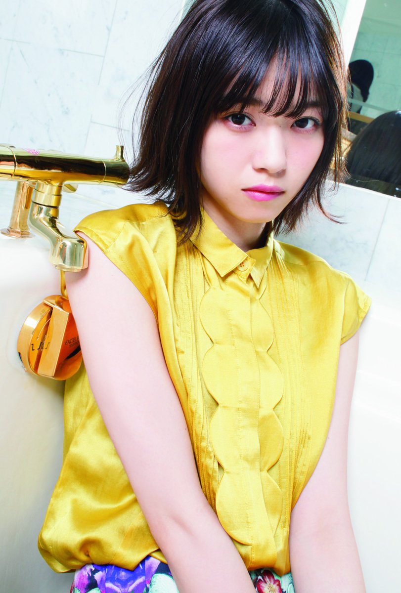 乃木坂46 - KNF×乃木坂46 PHOTO Tシャツ 西野七瀬 ポストカード付 新品 セブンネットショッピング on X: 