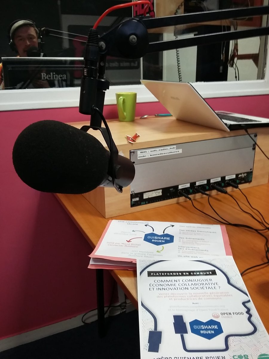 OuiShare_Rouen's tweet photo. Ce matin on a parlé dans le micro @RADIOHDR ! Toujours un plaisir d'échanger ! Rendez-vous jeudi en #share et en #os  à l'atelier cop21 ! https://t.co/POFxm0Mn9G
