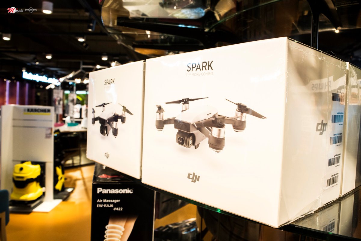 Mmall_'s tweet photo. Meet Spark, a mini drone that features all of DJI's signature technologies, with intelligent flight control options, a mechanical gimbal, and a camera with incredible image quality. @3rd Floor, New Wing - M Appliances Store. ;)
#MMallO2O #MApplianceStore #DJI #Spark #MiniDrone https://t.co/1Rz9Kan6gp