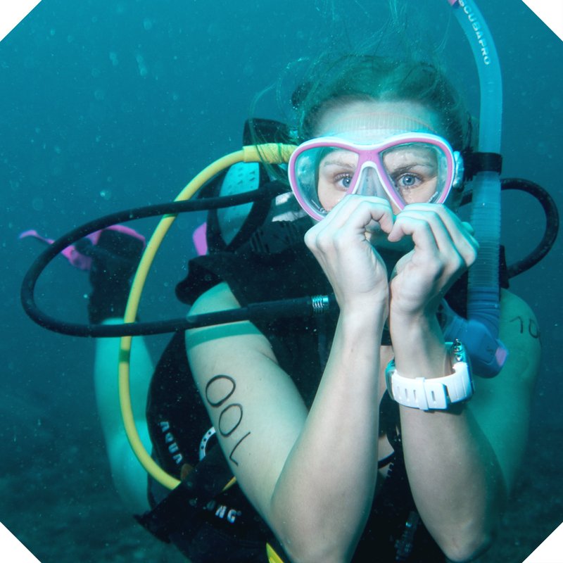 your_IDC_'s tweet photo. Did you go naked on your 100th dive? Where was it? We hope it was somewhere warm! #100thdive #nakeddive
If you hadn't already heard, it's a tradition in the scuba diving industry that you complete your 100th dive naked. https://t.co/wVMNU2gtKY