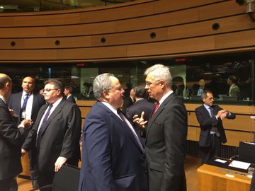 View image on Twitter