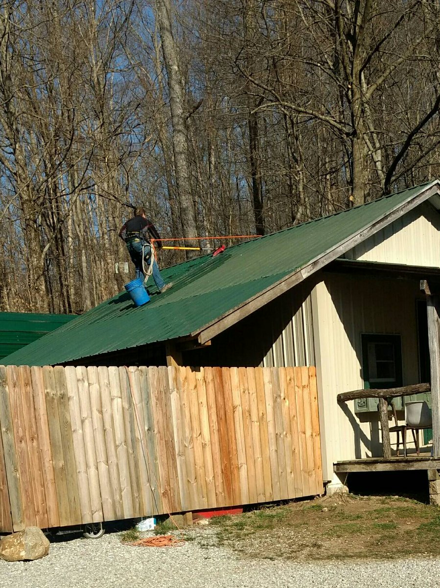 eXploreBrownC's tweet photo. Happy birthday Matt! He is our maintenance man. He also doubles as an ATV/Buggy tour guide, paintball ref, zip guide, and all around good guy. Here he's doing a little cleaning so we can install some solar panels. #happybirthday #xbc #explorebrowncounty #paintballvalley https://t.co/cifc2tKkKw